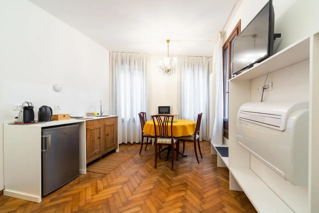 Apartamento Ca' Longhi Venecia 0*,